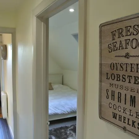 Frith Farm House Cottages Newnham  Room photo